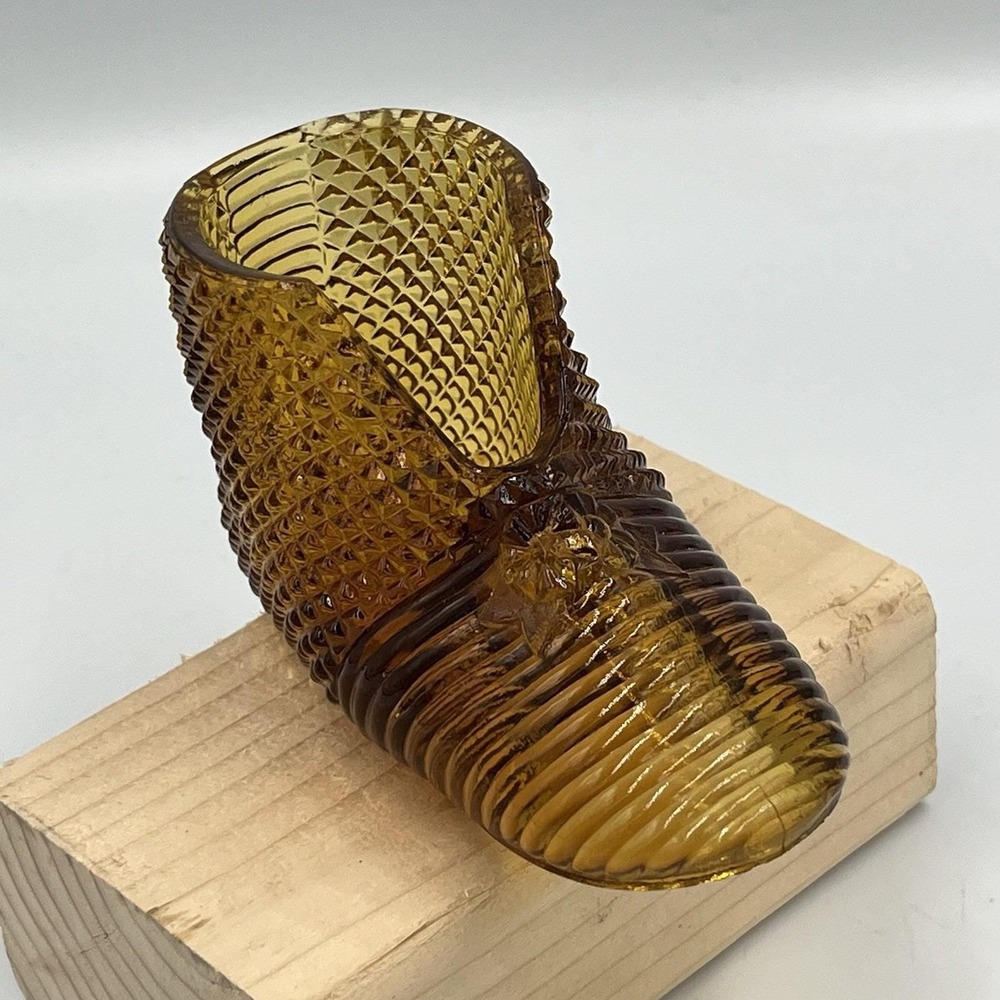 Vintage Fenton Amber Diamond Pattern Ribbed Glass BABY BOOTIE  Shoe Collectible